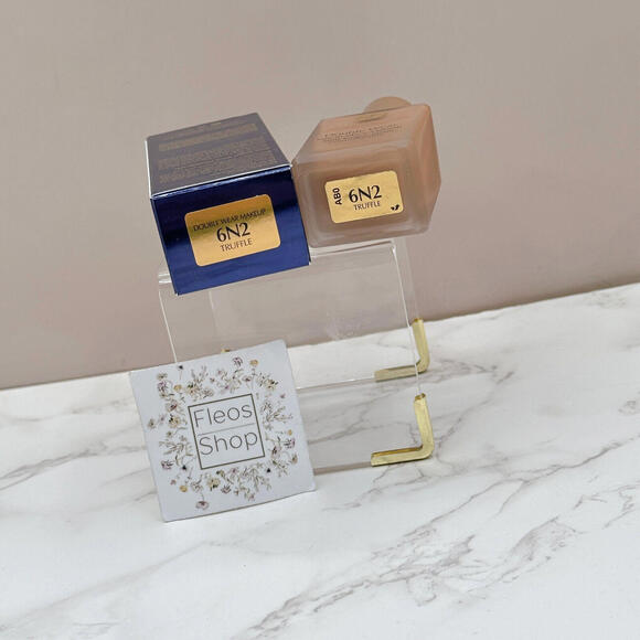 Estee Lauder Double Wear Foundation 6N2 Truffle - Picture 4 of 4